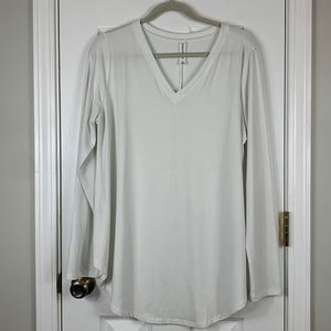 Zenana Premium white long sleeved V neck tee shirt size XL. 57% polyester